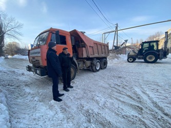 Евгений Чернов оказал содействие в организации мероприятий по уборке снега